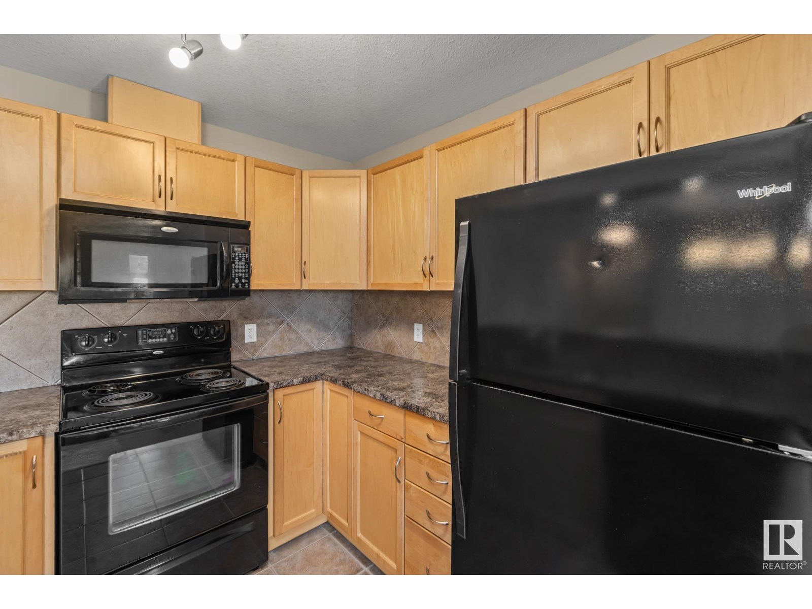 Photo 10 of 313 11615 Ellerslie Rd Sw, Edmonton AB