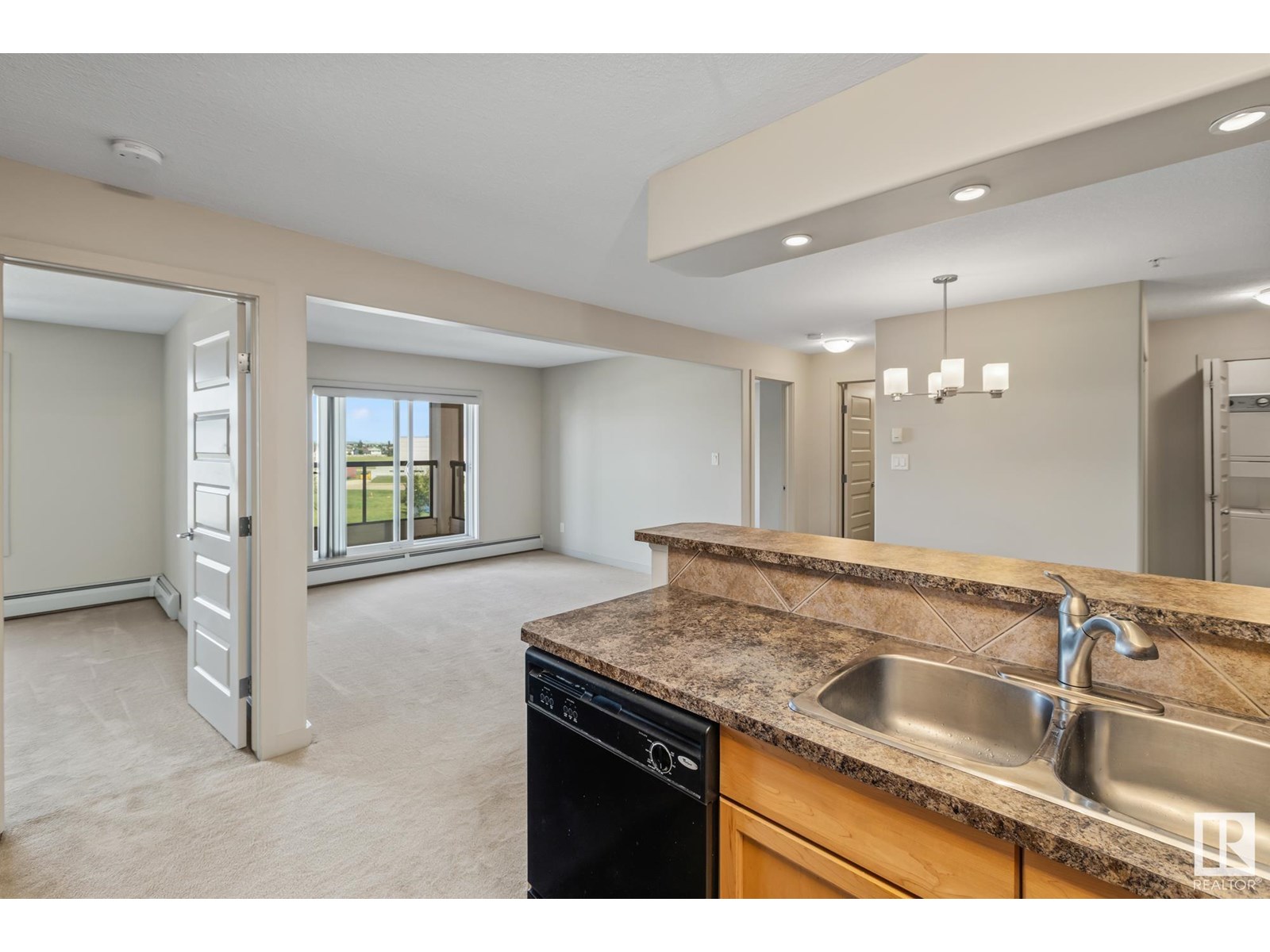 Photo 34 of 313 11615 Ellerslie Rd Sw, Edmonton AB