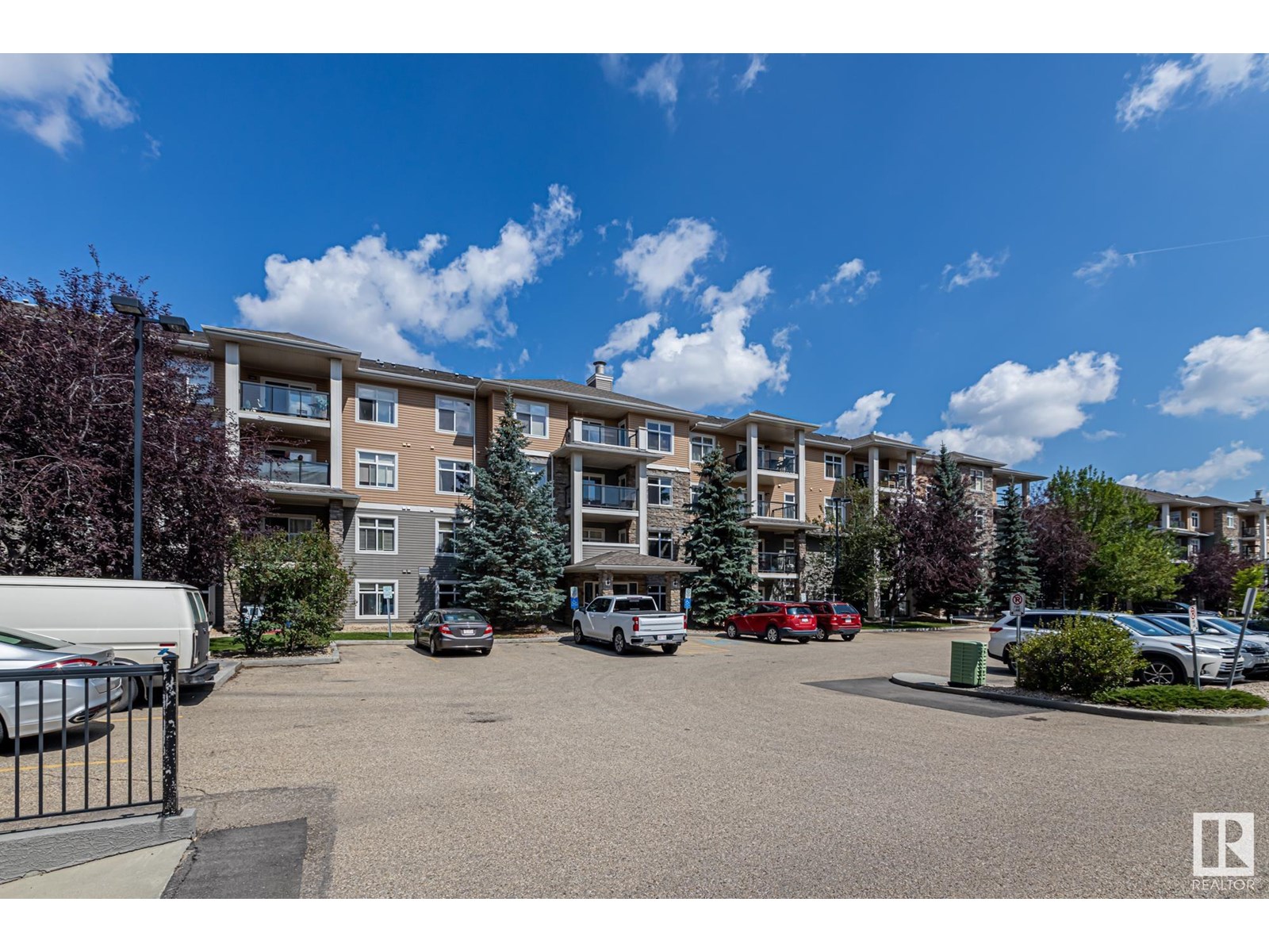 Photo 16 of 313 11615 Ellerslie Rd Sw, Edmonton AB