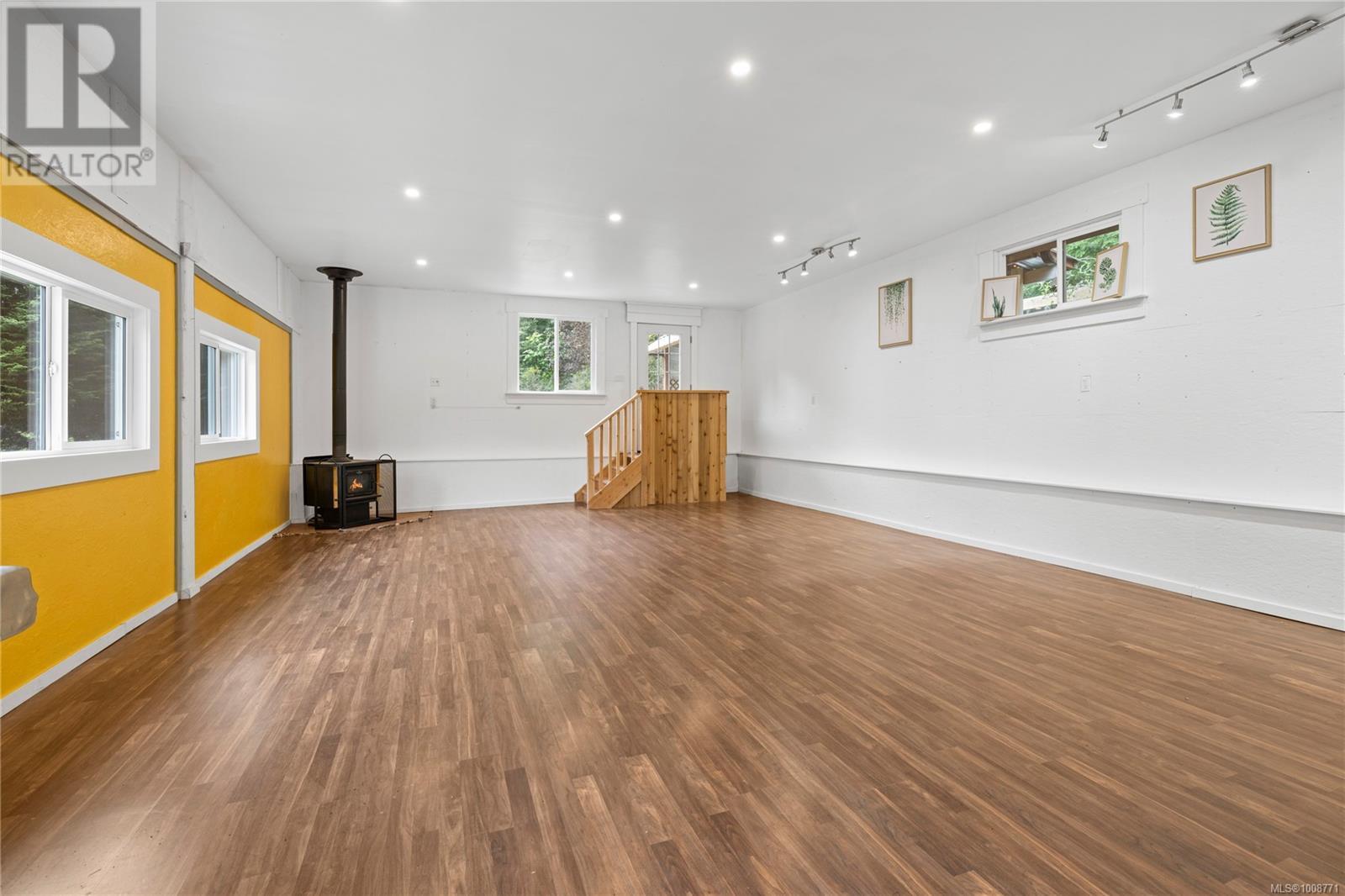 255 Ricardo Rd, Gabriola Island