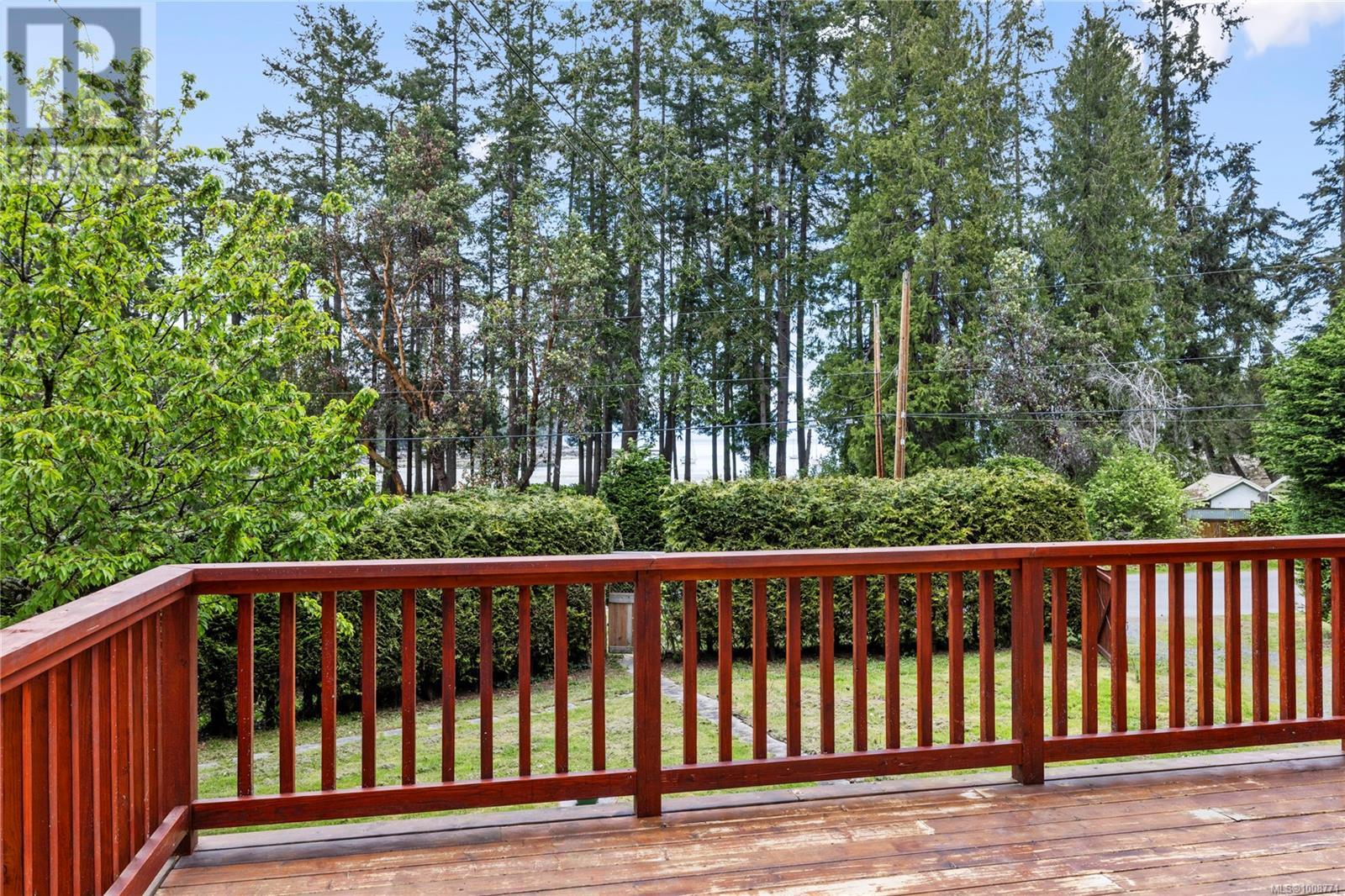 255 Ricardo Rd, Gabriola Island