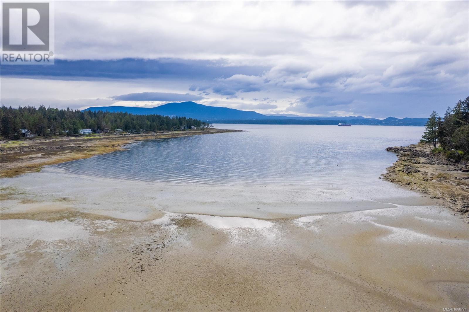 255 Ricardo Rd, Gabriola Island