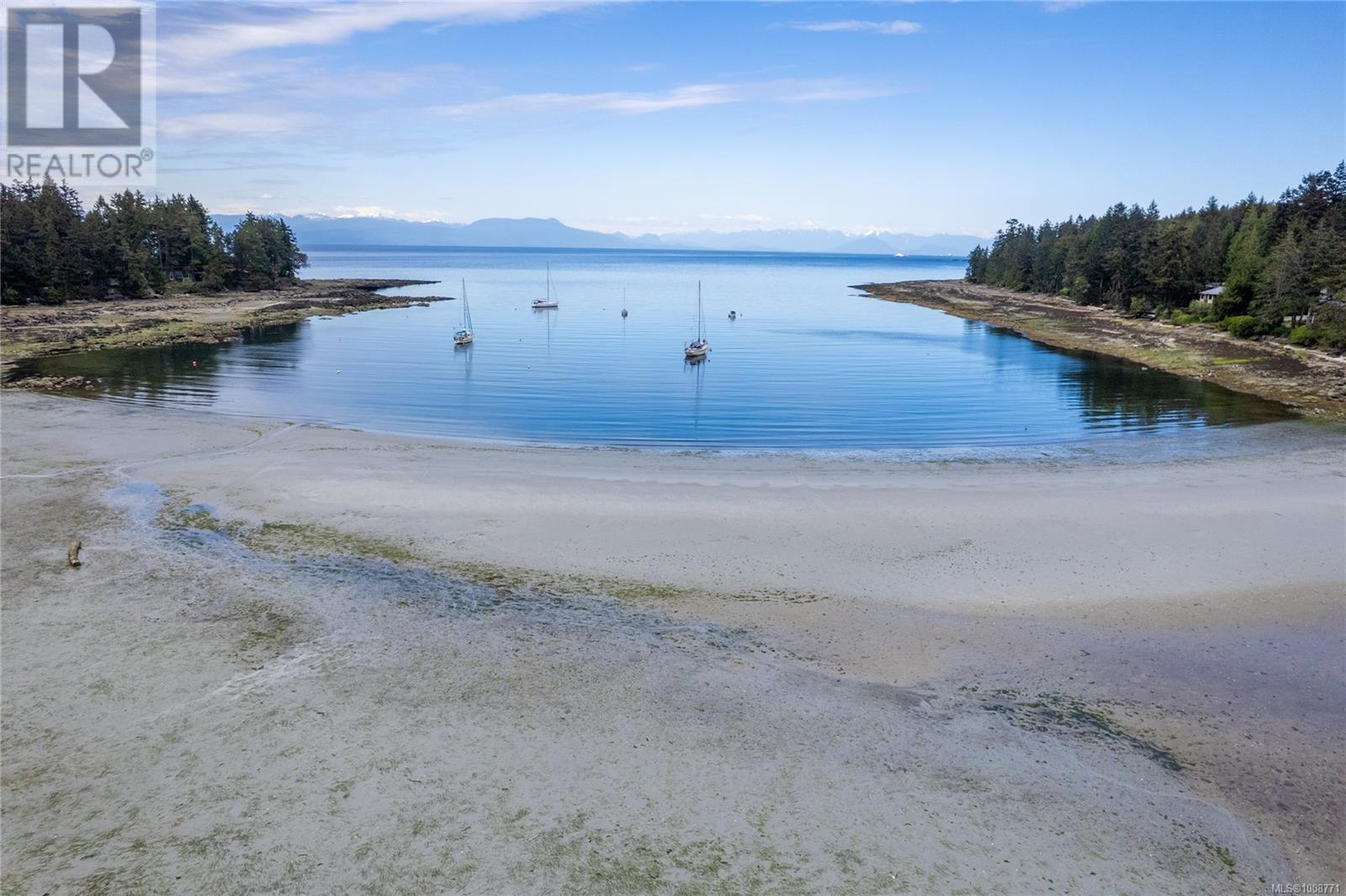 255 Ricardo Rd, Gabriola Island