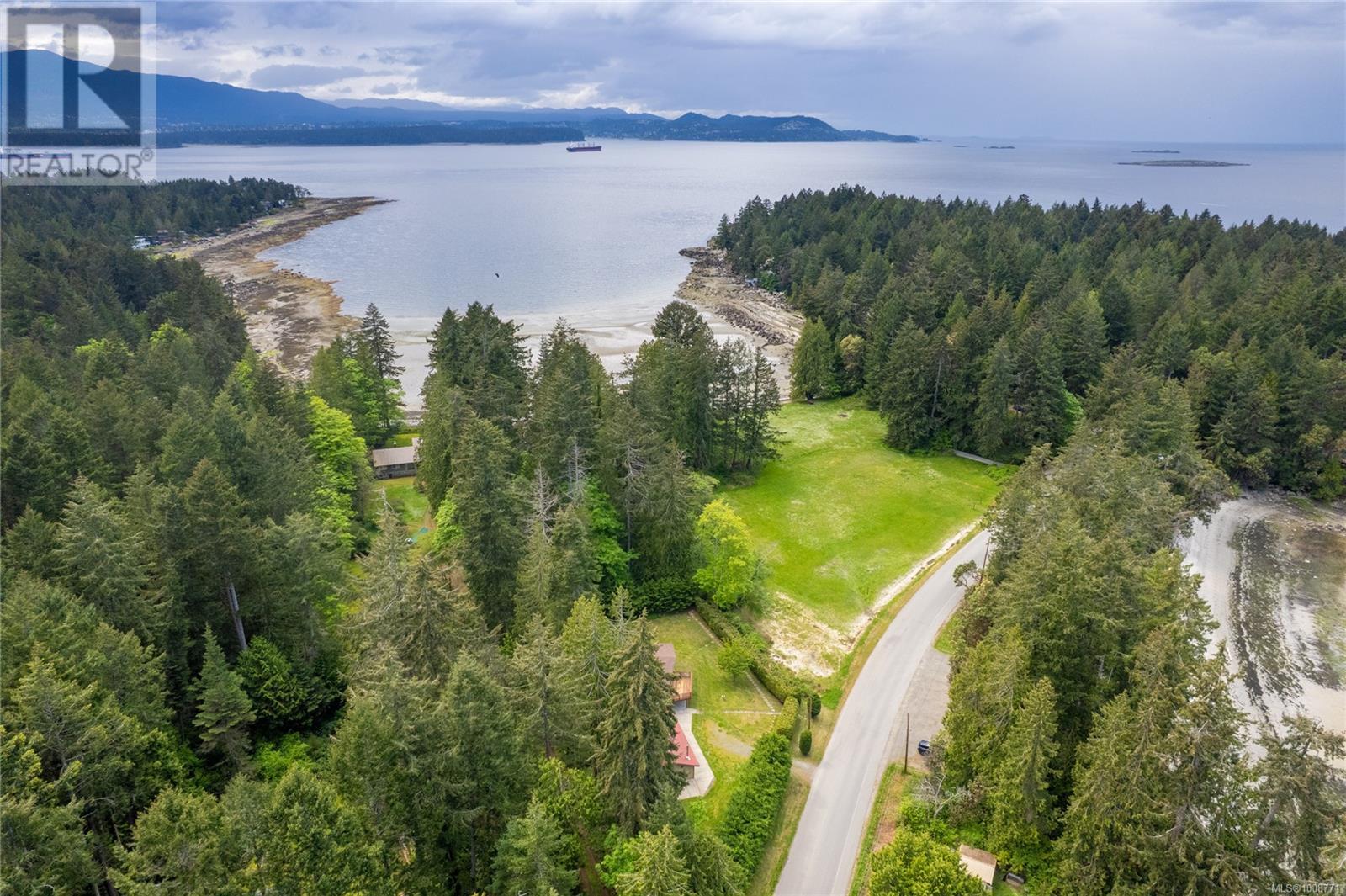 255 Ricardo Rd, Gabriola Island