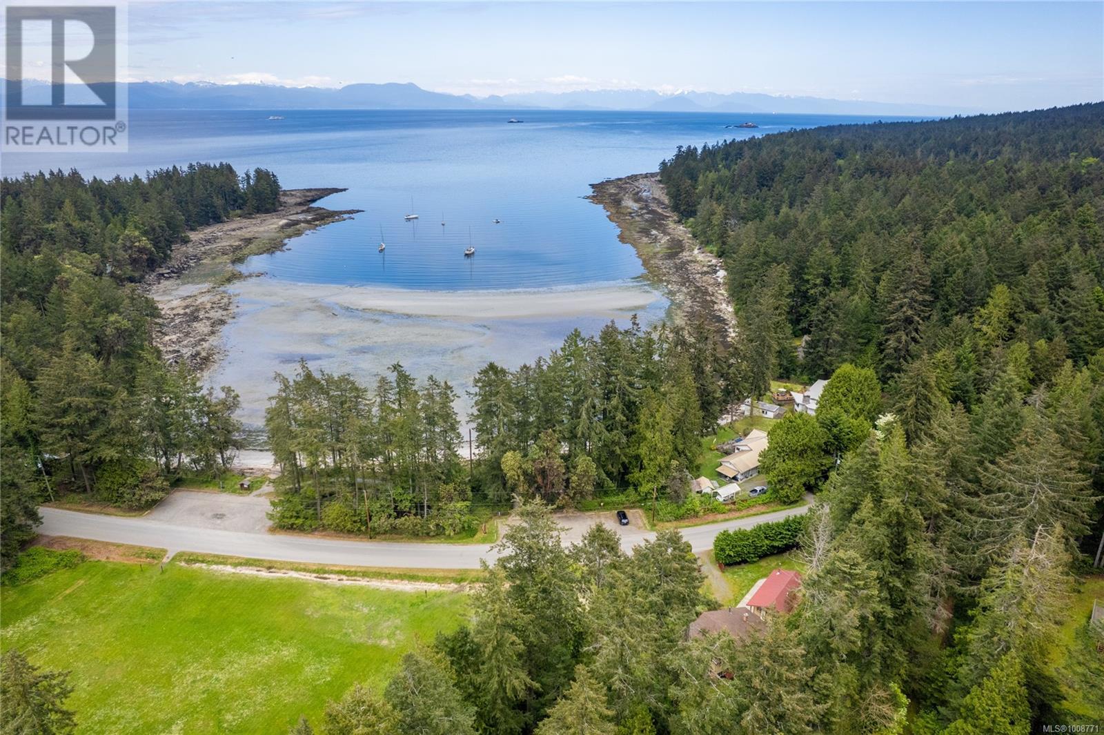 255 Ricardo Rd, Gabriola Island