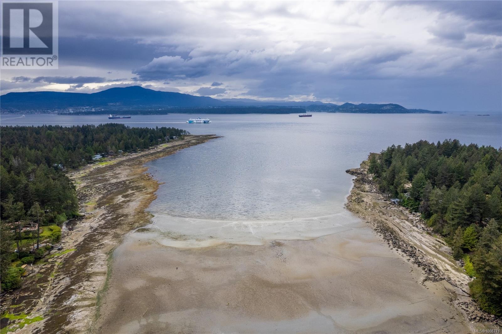 255 Ricardo Rd, Gabriola Island