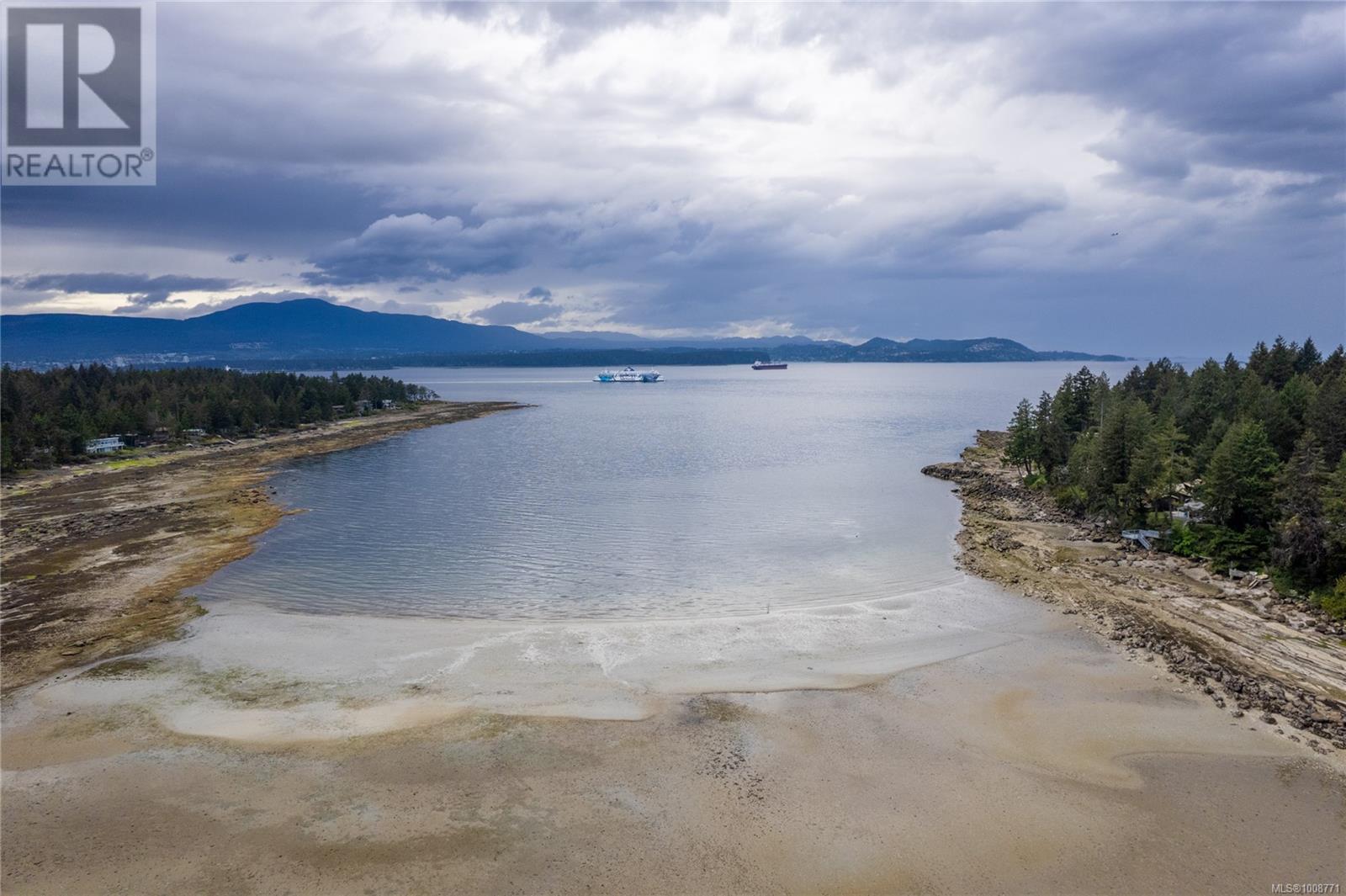 255 Ricardo Rd, Gabriola Island