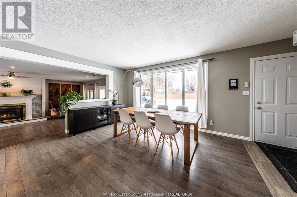 Photo 3 of 3173 Sussex Court, Windsor ON