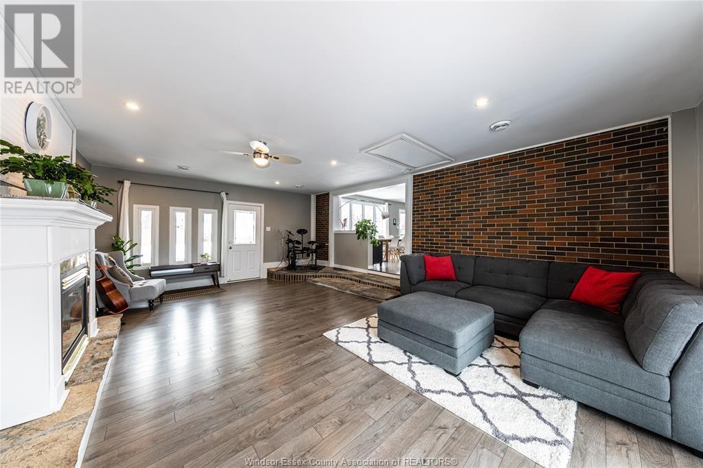 Photo 8 of 3173 Sussex Court, Windsor ON
