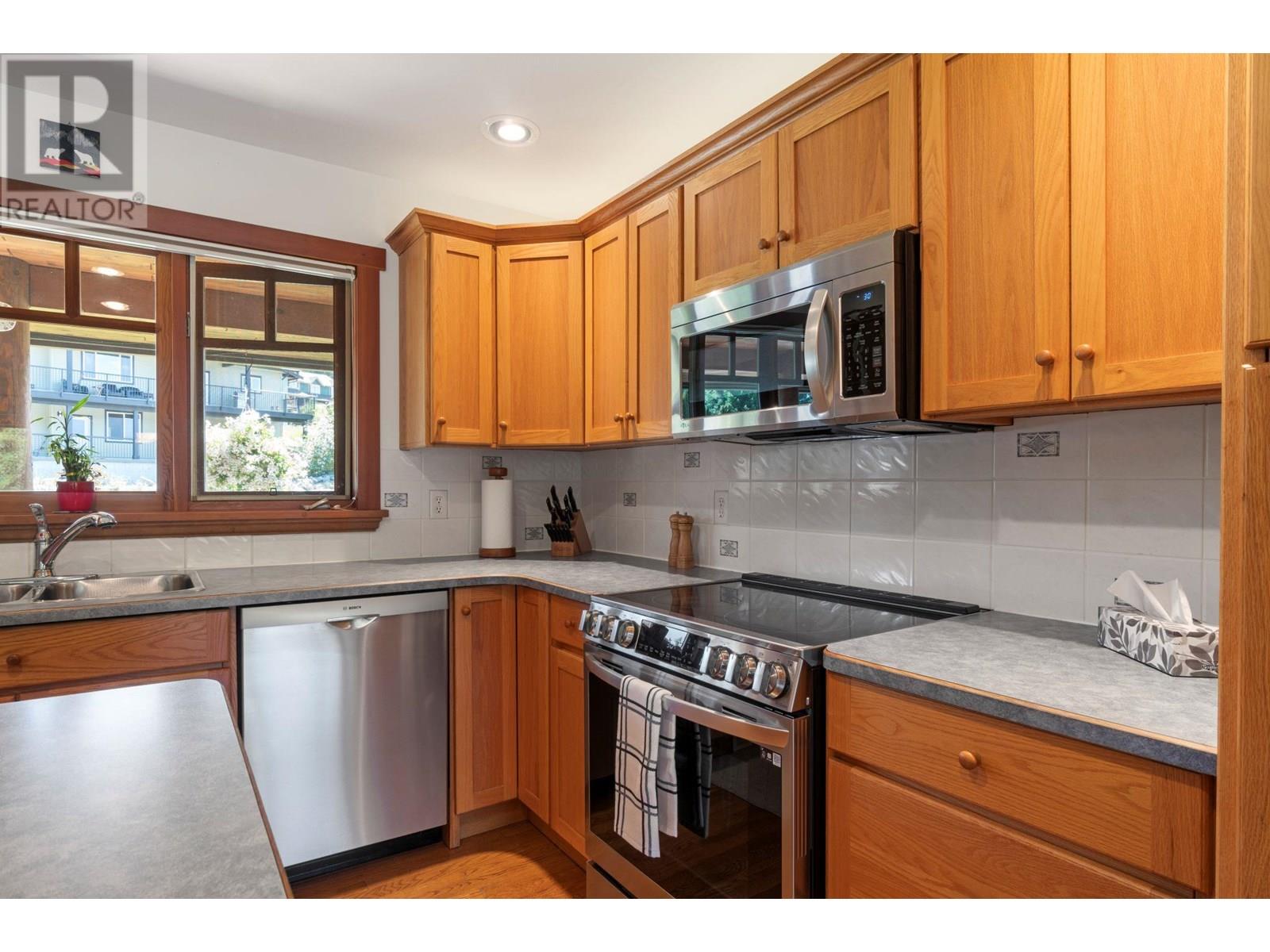 Photo 18 of 2681 Doebert Road, Blind Bay BC