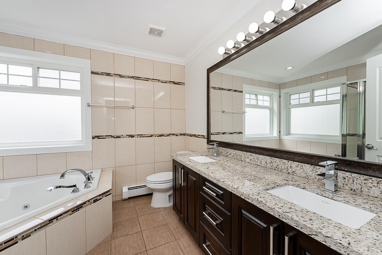 Photo 19 of 16785 58 B Avenue, Surrey BC
