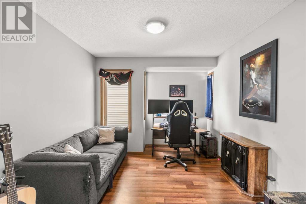 Single Family House for Sale in  Christie Park Hill SW Christie Park Calgary 
