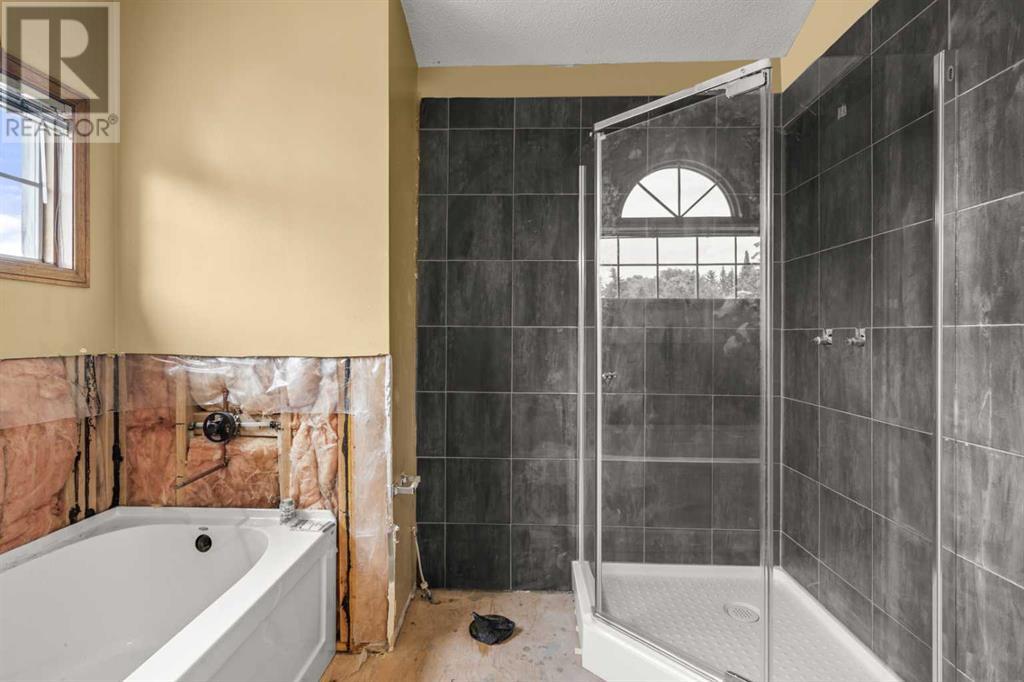 Single Family House for Sale in  Christie Park Hill SW Christie Park Calgary 