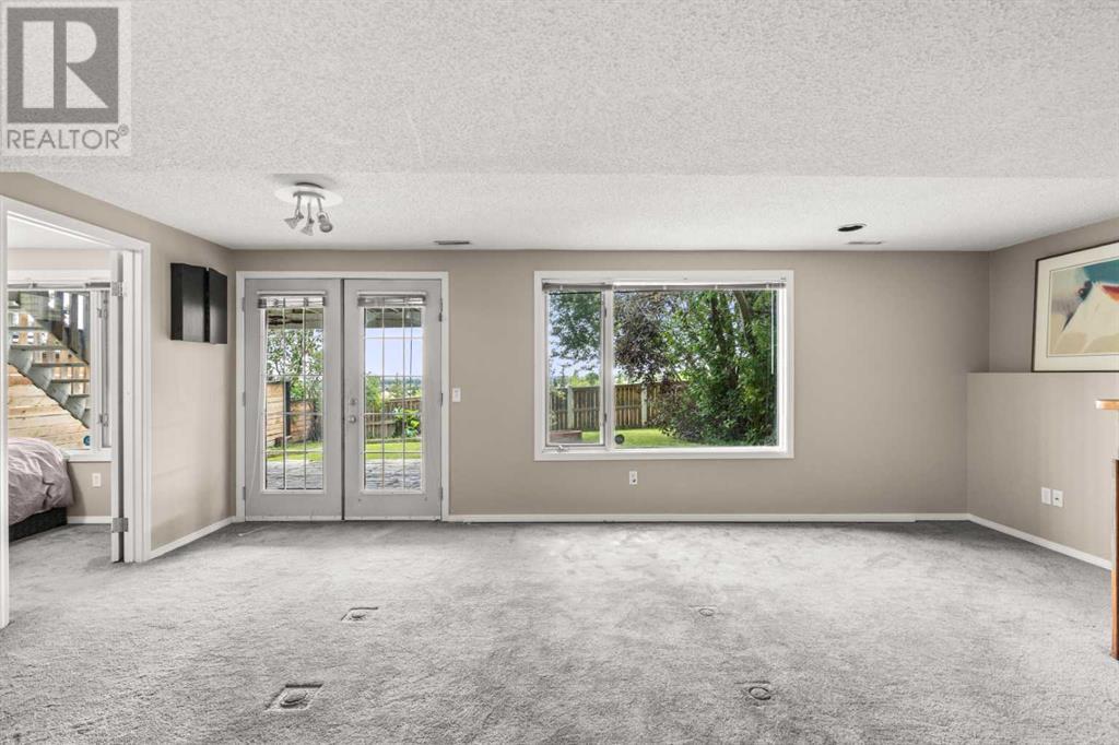 Single Family House for Sale in  Christie Park Hill SW Christie Park Calgary 