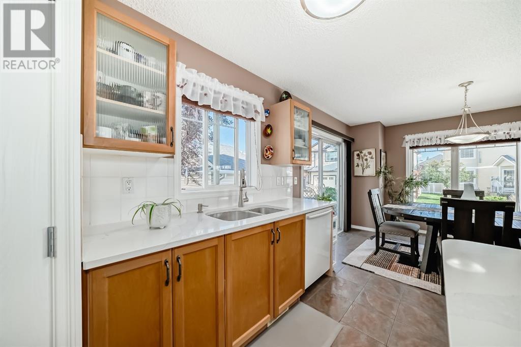 Single Family House for Sale in  Royal Birch Mount NW Royal Oak Calgary 