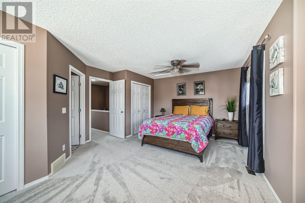 Single Family House for Sale in  Royal Birch Mount NW Royal Oak Calgary 