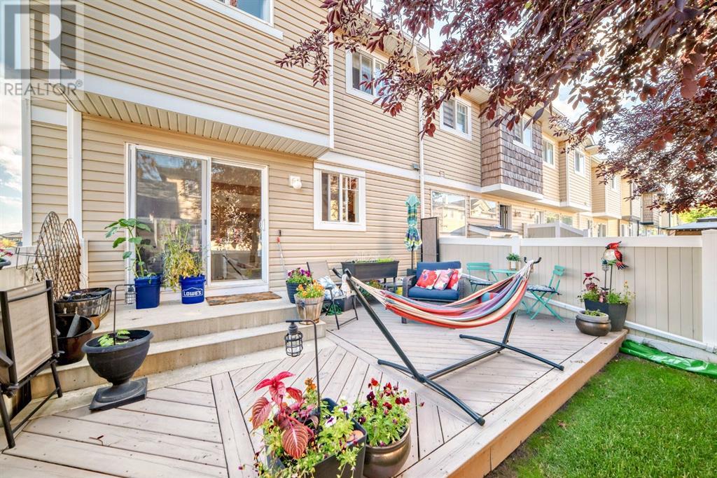 Single Family House for Sale in  Royal Birch Mount NW Royal Oak Calgary 