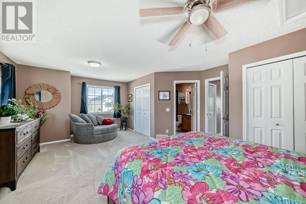 Single Family House for Sale in  Royal Birch Mount NW Royal Oak Calgary 