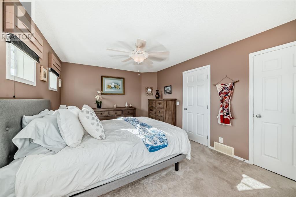 Single Family House for Sale in  Royal Birch Mount NW Royal Oak Calgary 