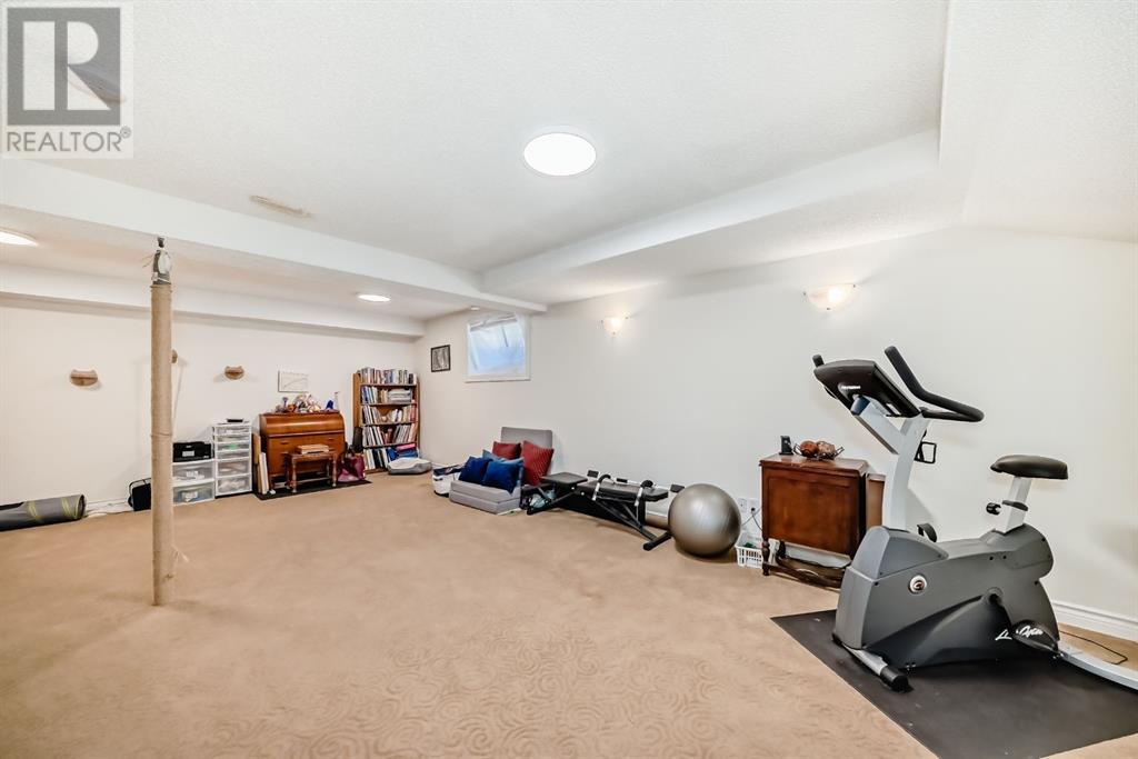 Single Family House for Sale in  Royal Birch Mount NW Royal Oak Calgary 