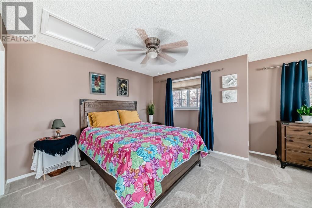 Single Family House for Sale in  Royal Birch Mount NW Royal Oak Calgary 