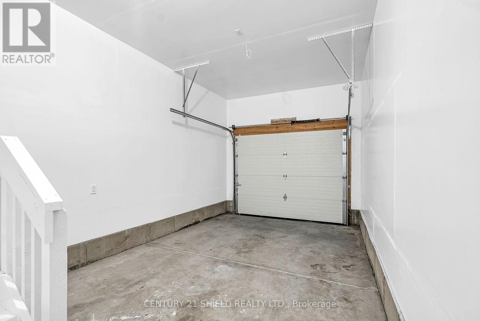 Photo 18 of 225 Third Street W, Cornwall ON
