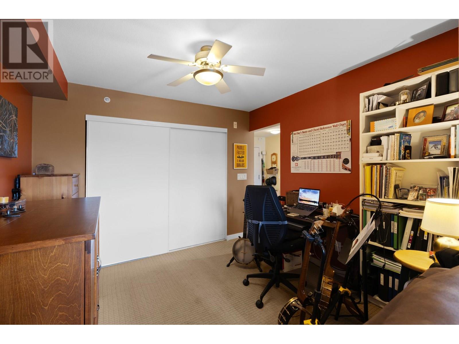 421 1550 Dickson Avenue, Kelowna