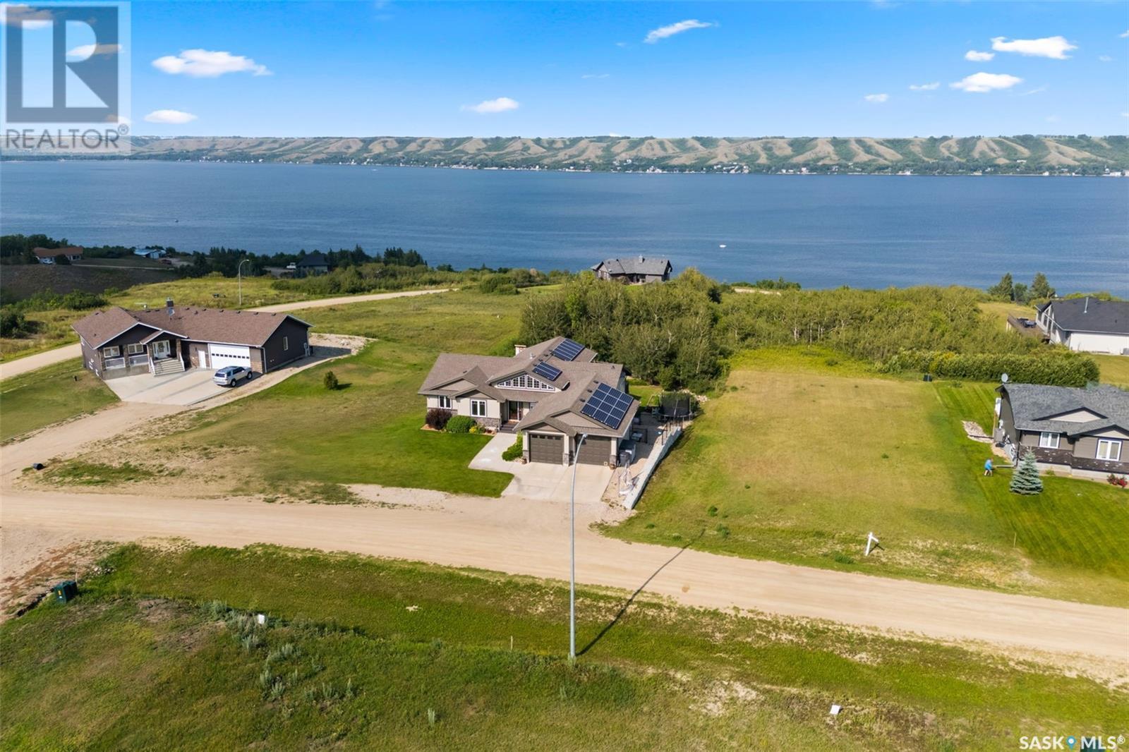 Photo 18 of 709 Saskatoon Drive, Katepwa Beach SK