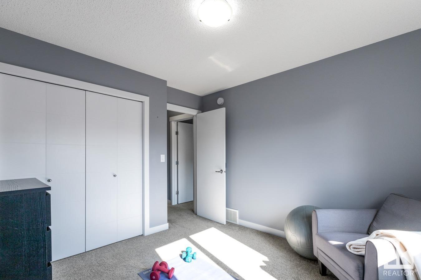 Photo 35 of 1009 Berg Pl, Leduc AB