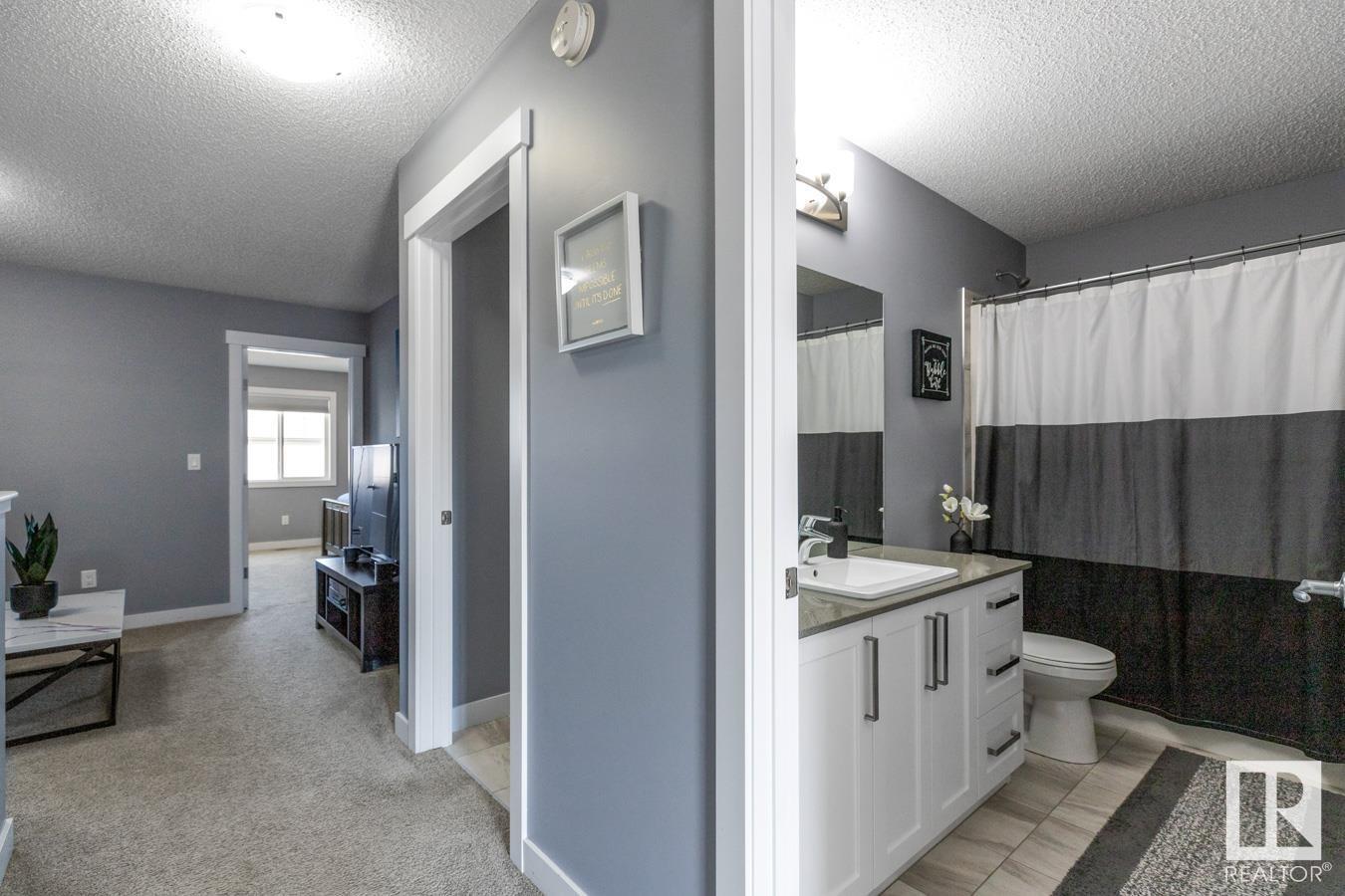 Photo 34 of 1009 Berg Pl, Leduc AB