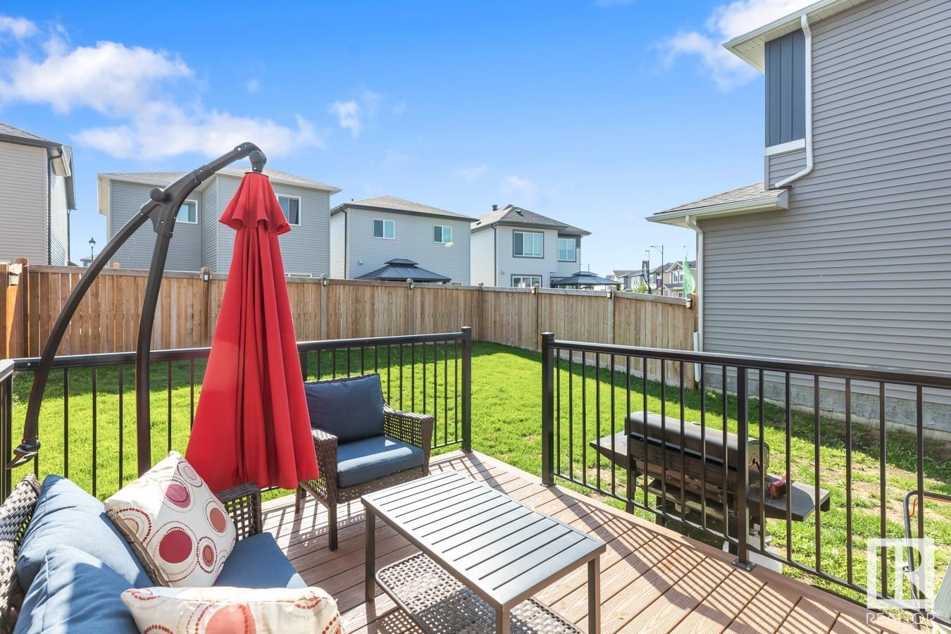 Photo 18 of 1009 Berg Pl, Leduc AB