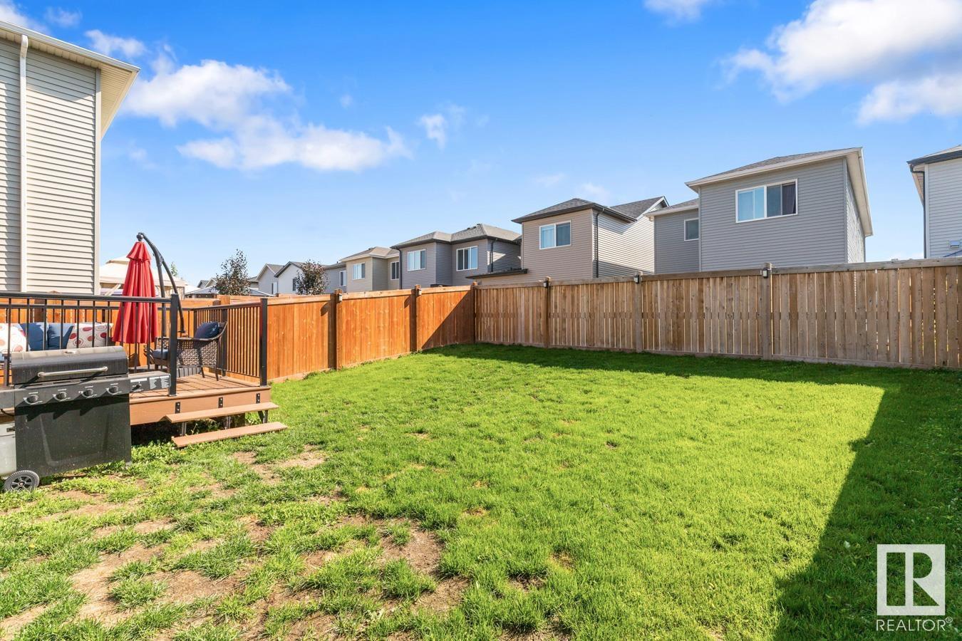 Photo 45 of 1009 Berg Pl, Leduc AB