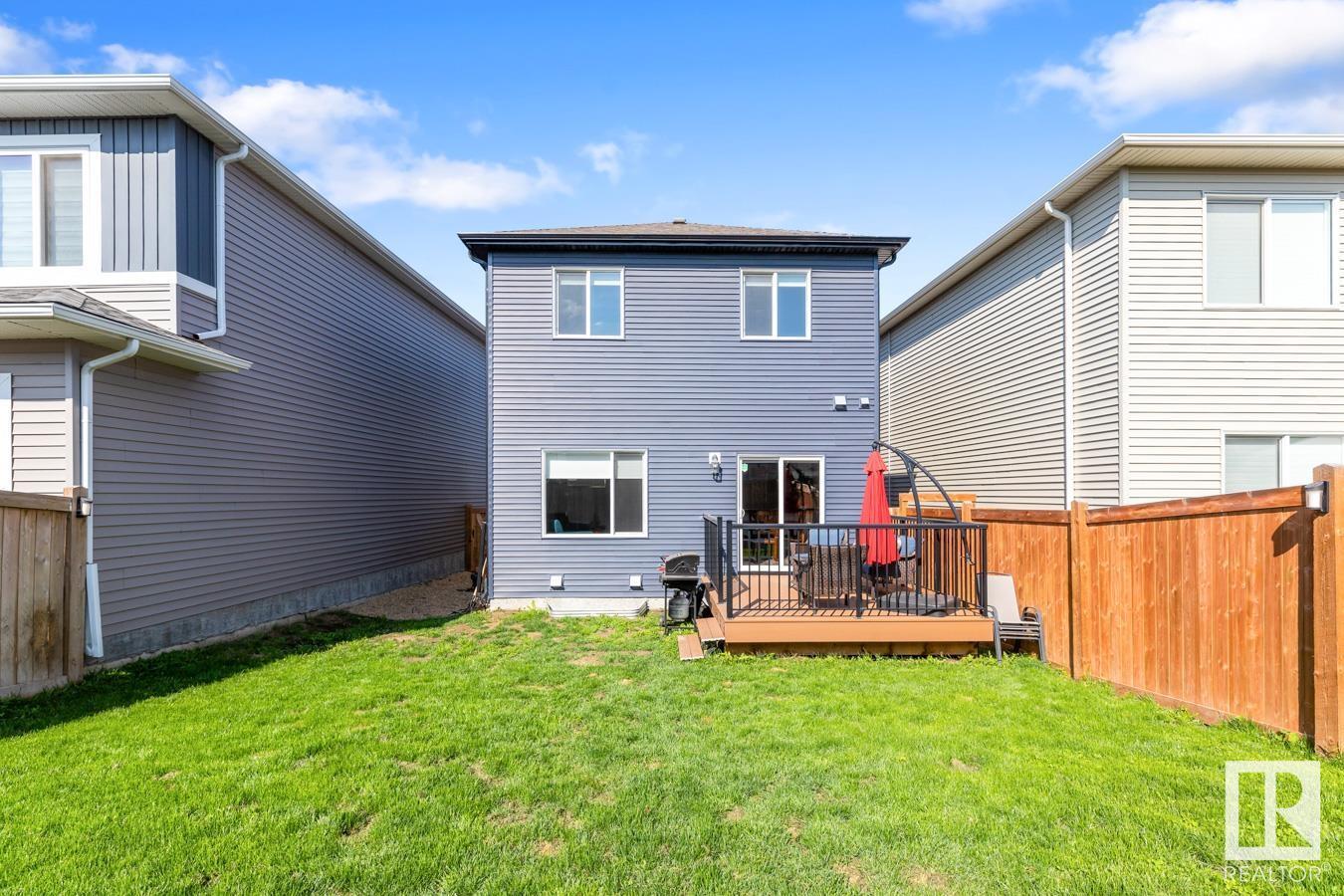 Photo 27 of 1009 Berg Pl, Leduc AB