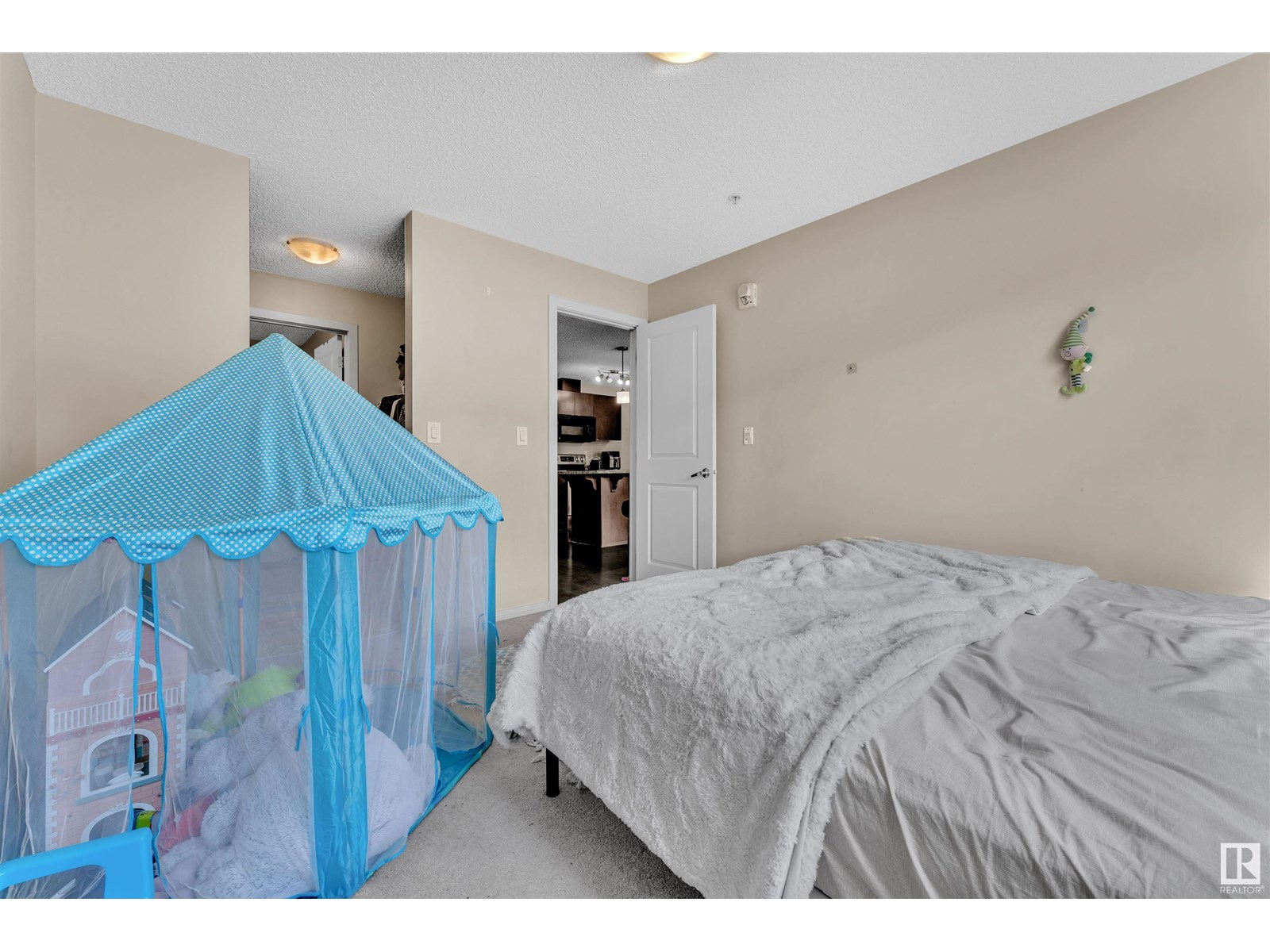 Photo 26 of 303 3353 16 A Av Nw, Edmonton AB