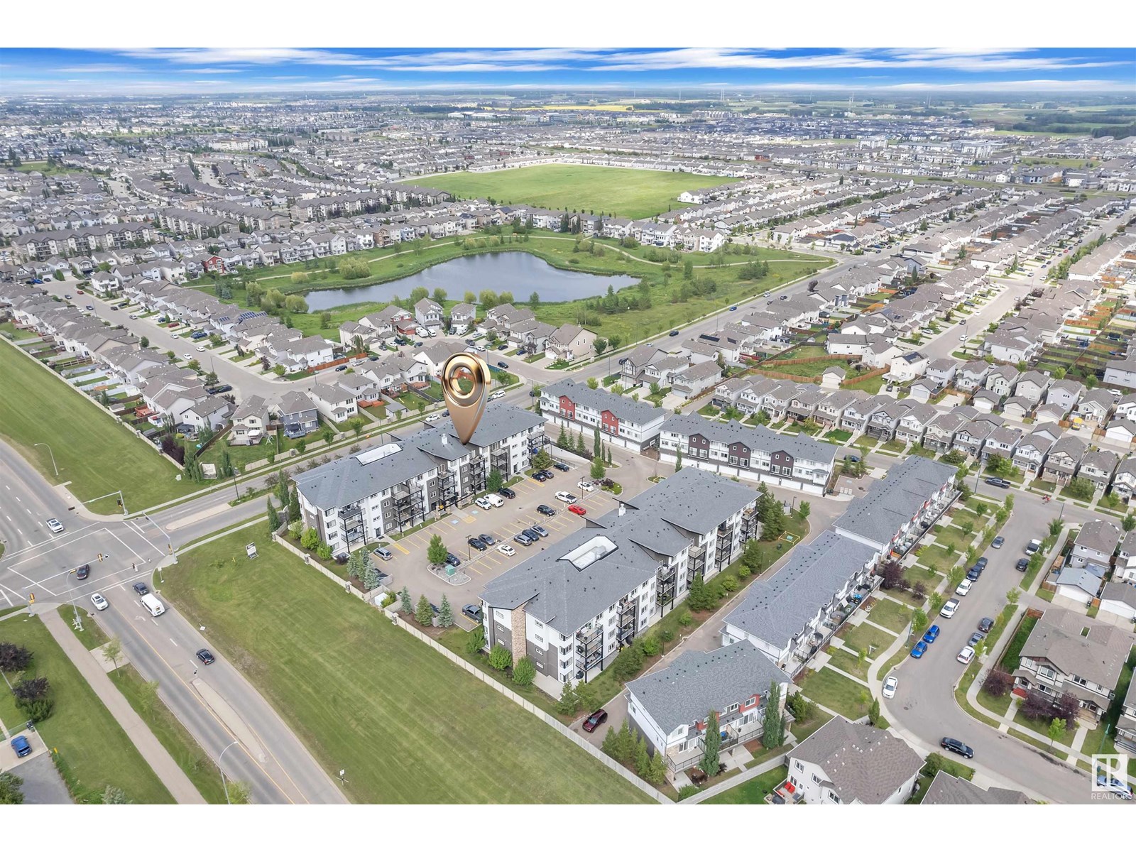 Photo 12 of 303 3353 16 A Av Nw, Edmonton AB