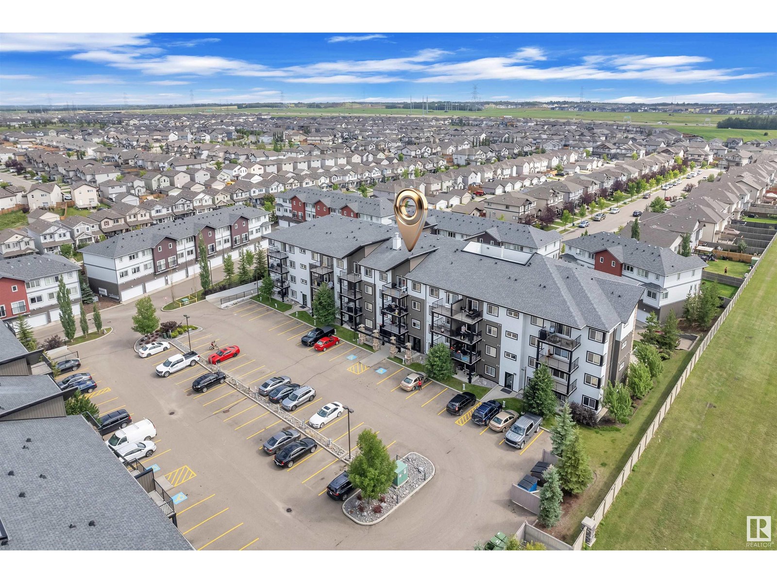 Photo 17 of 303 3353 16 A Av Nw, Edmonton AB