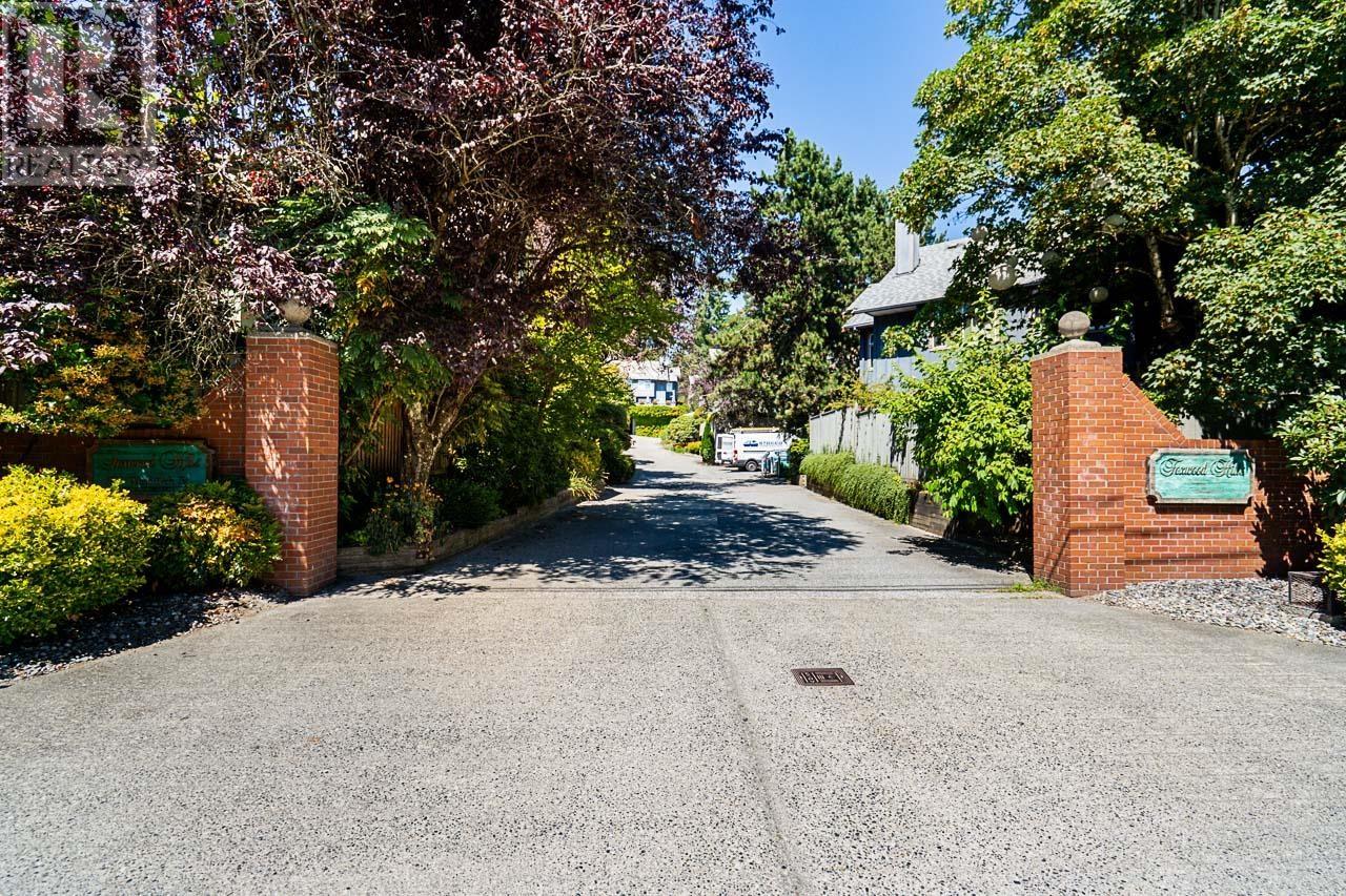 34 900 W 17TH STREET, North Vancouver