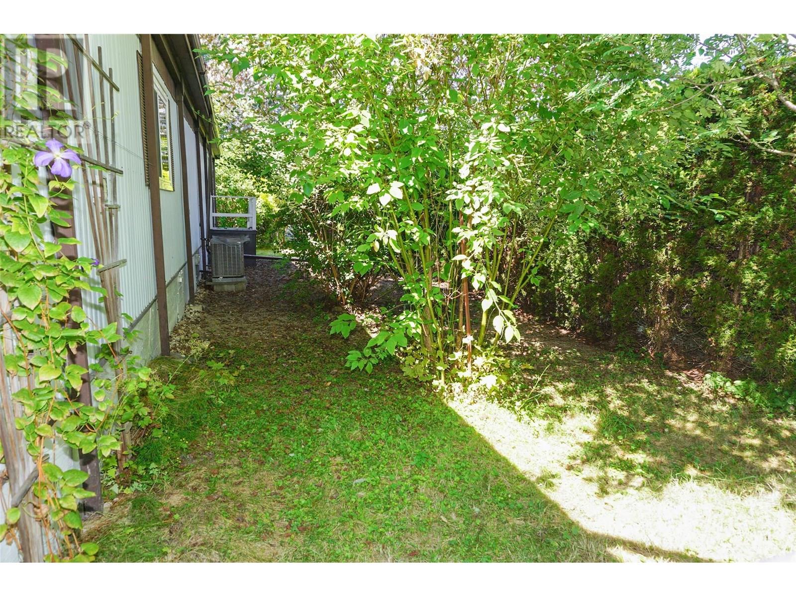 Photo 1 of 5191 69 Avenue Ne, Canoe BC