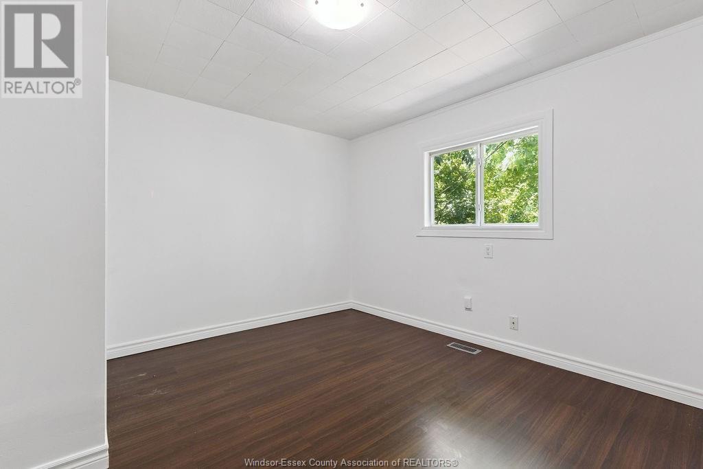 Photo 22 of 823 Mcdougall Avenue, Windsor ON