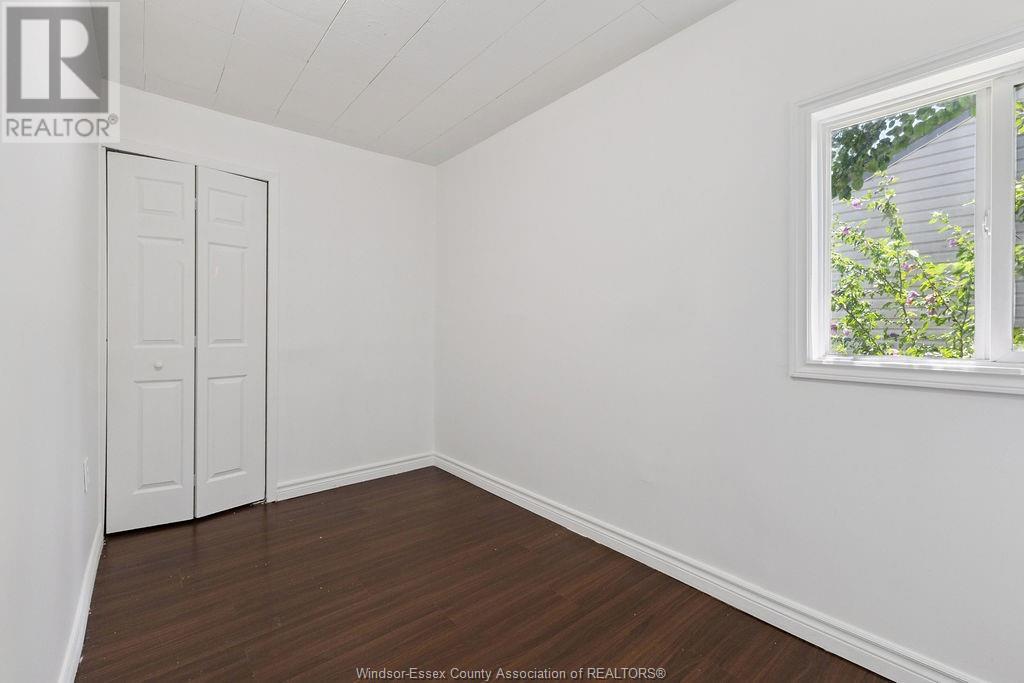 Photo 10 of 823 Mcdougall Avenue, Windsor ON