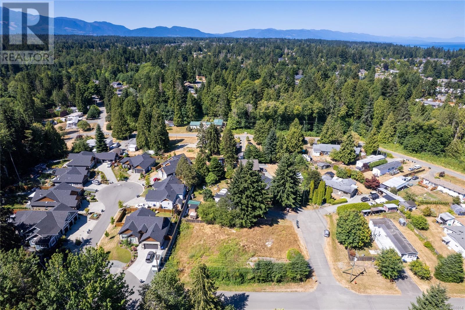 Photo 17 of 1574 River Cres, French Creek BC