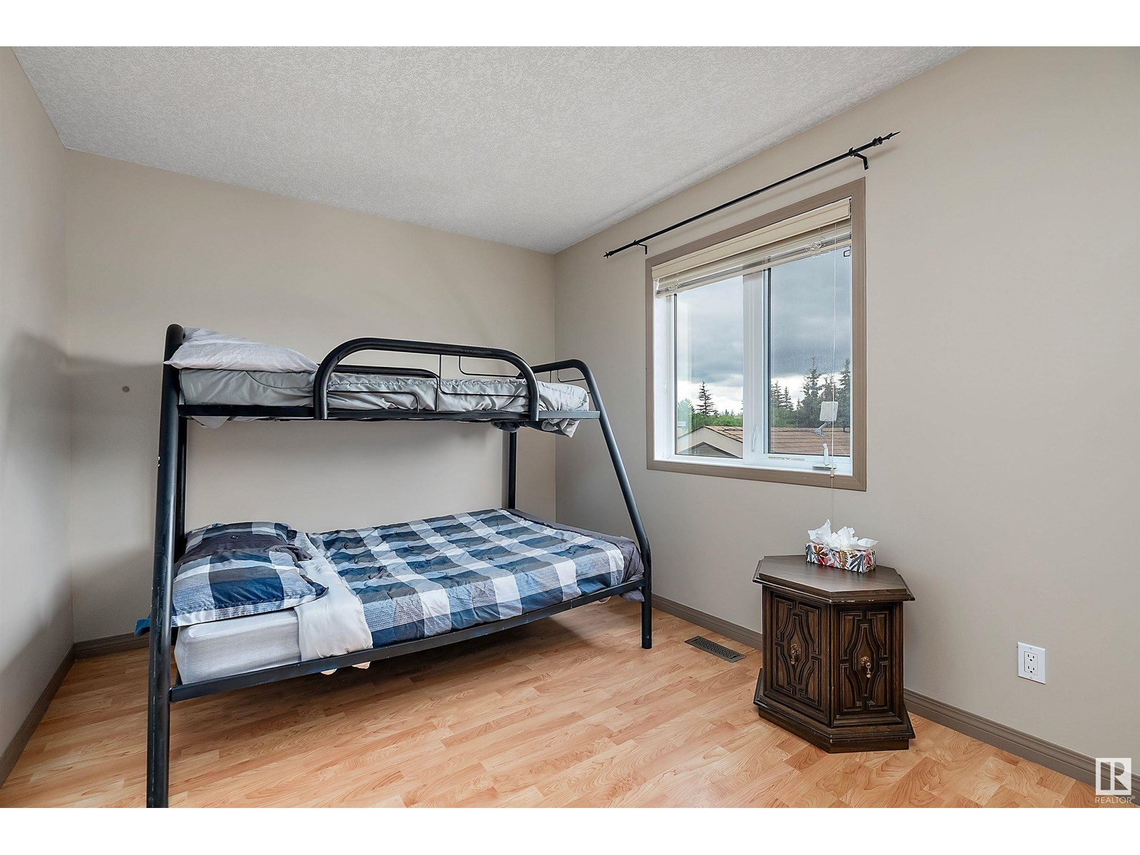Photo 36 of 513 2nd Av, Rural Wetaskiwin County AB