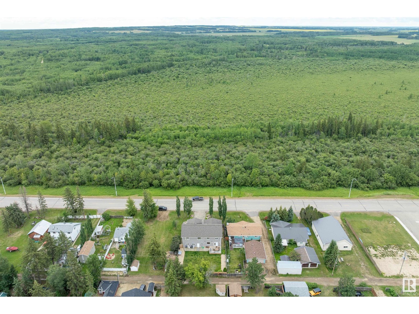 Photo 60 of 513 2nd Av, Rural Wetaskiwin County AB