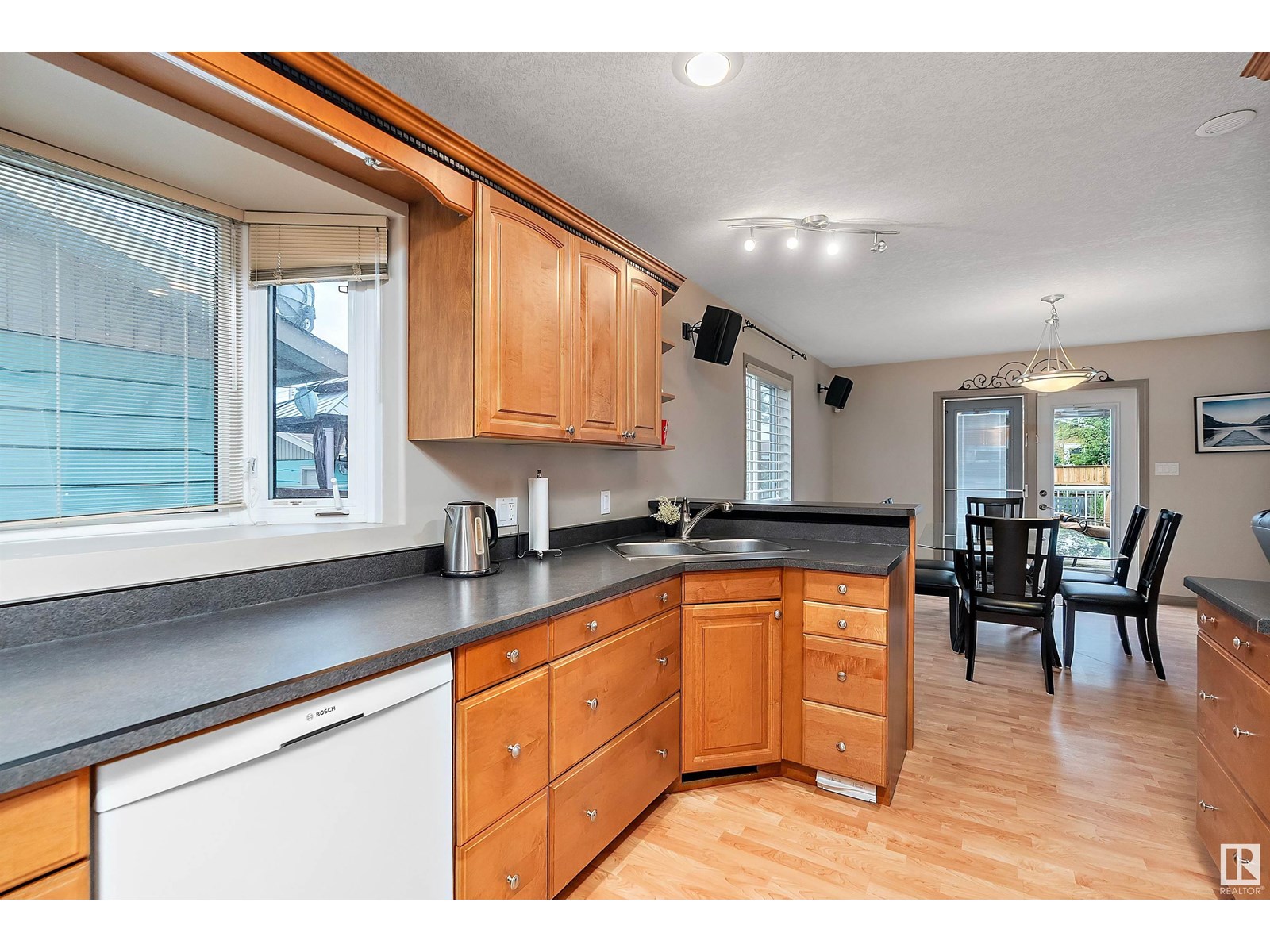 Photo 17 of 513 2nd Av, Rural Wetaskiwin County AB