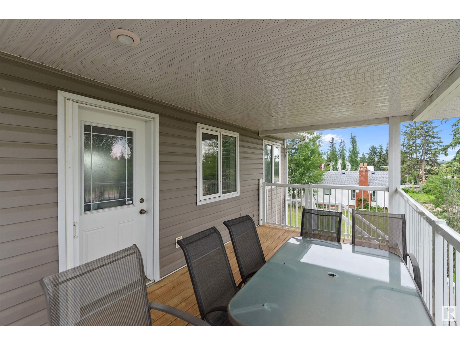 Photo 39 of 513 2nd Av, Rural Wetaskiwin County AB