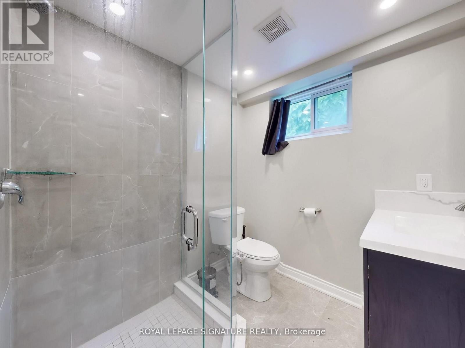 Photo 9 of 1821 Christopher Road, Mississauga ON