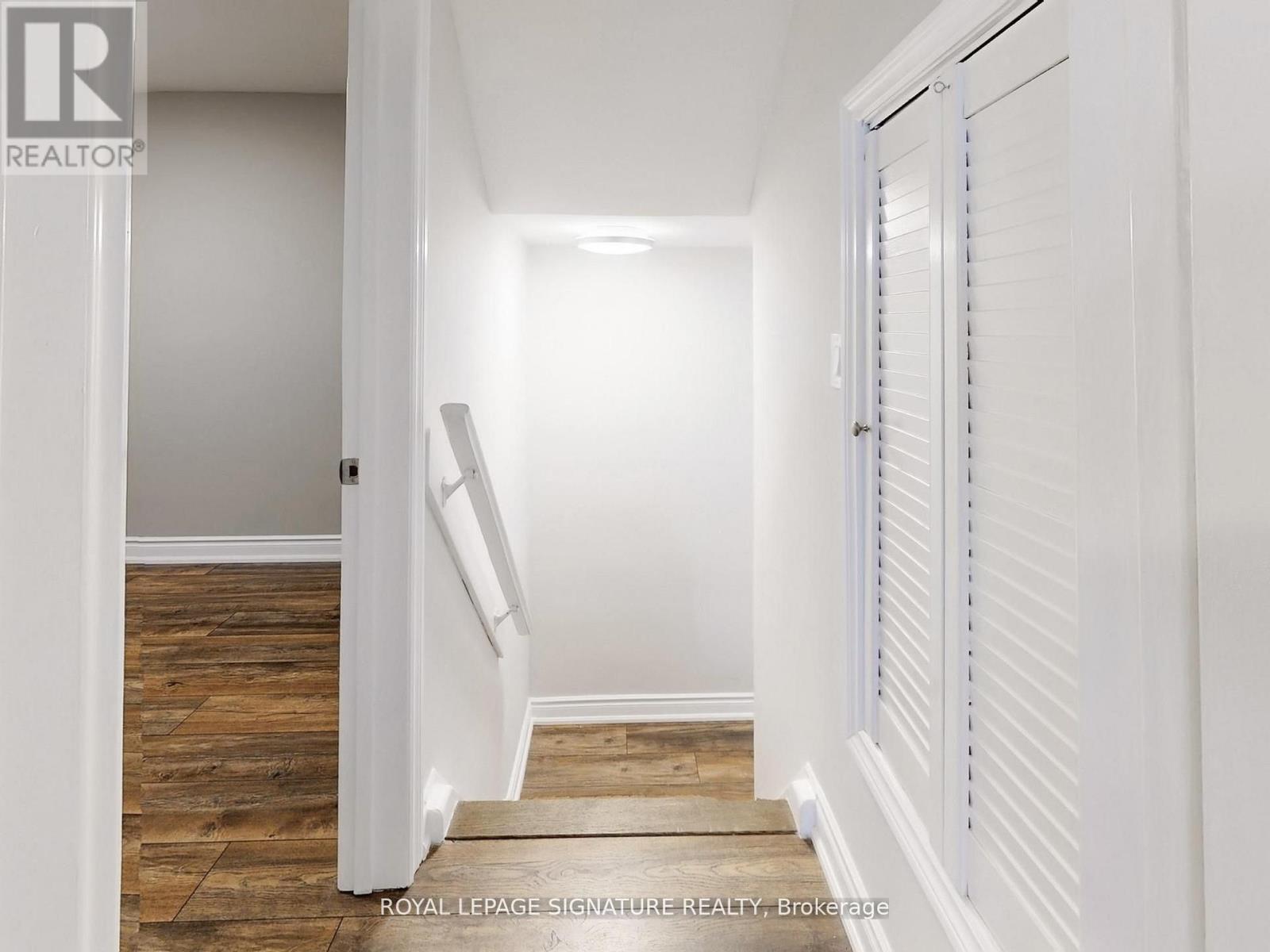 Photo 32 of 1821 Christopher Road, Mississauga ON