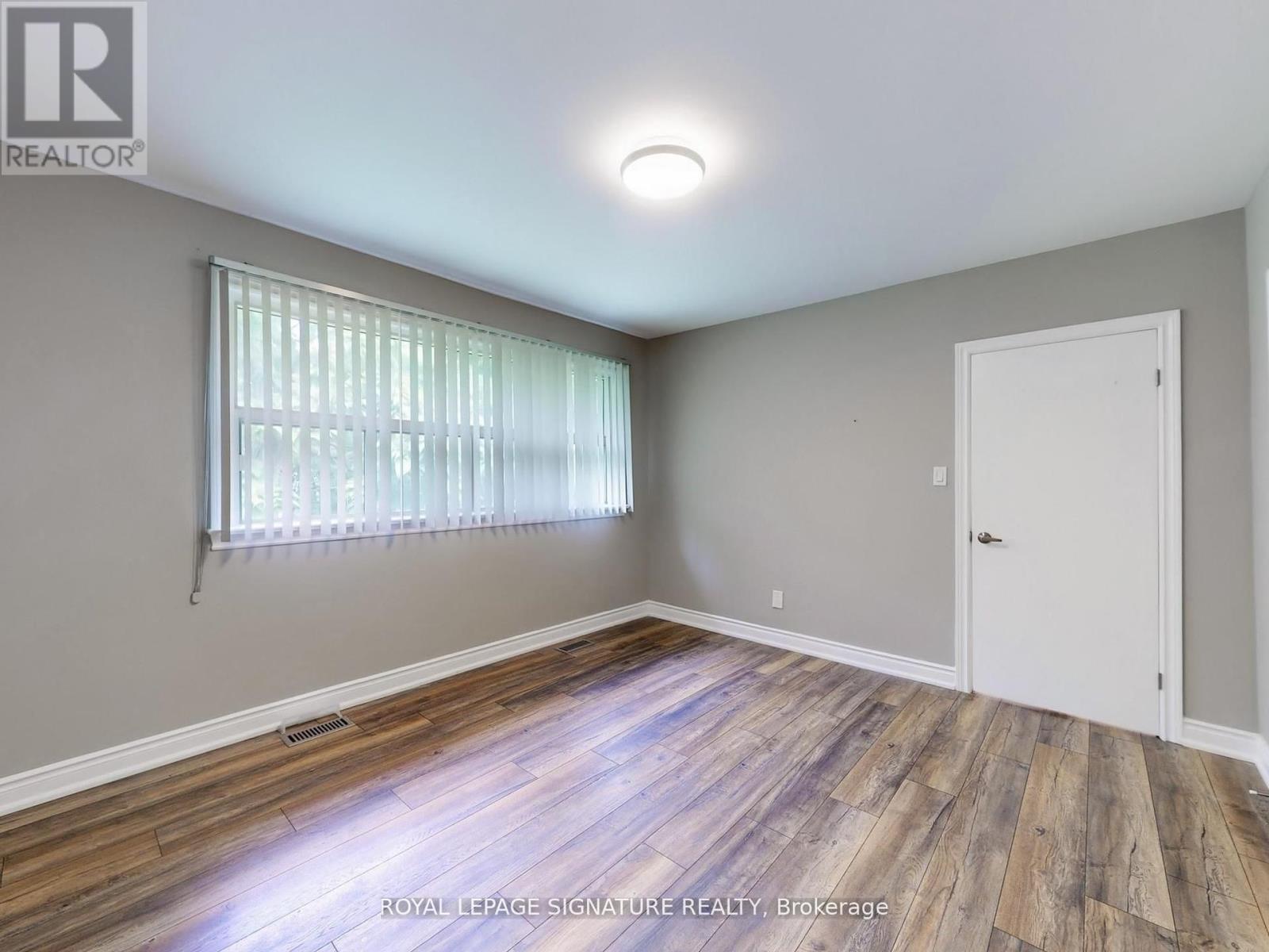Photo 40 of 1821 Christopher Road, Mississauga ON