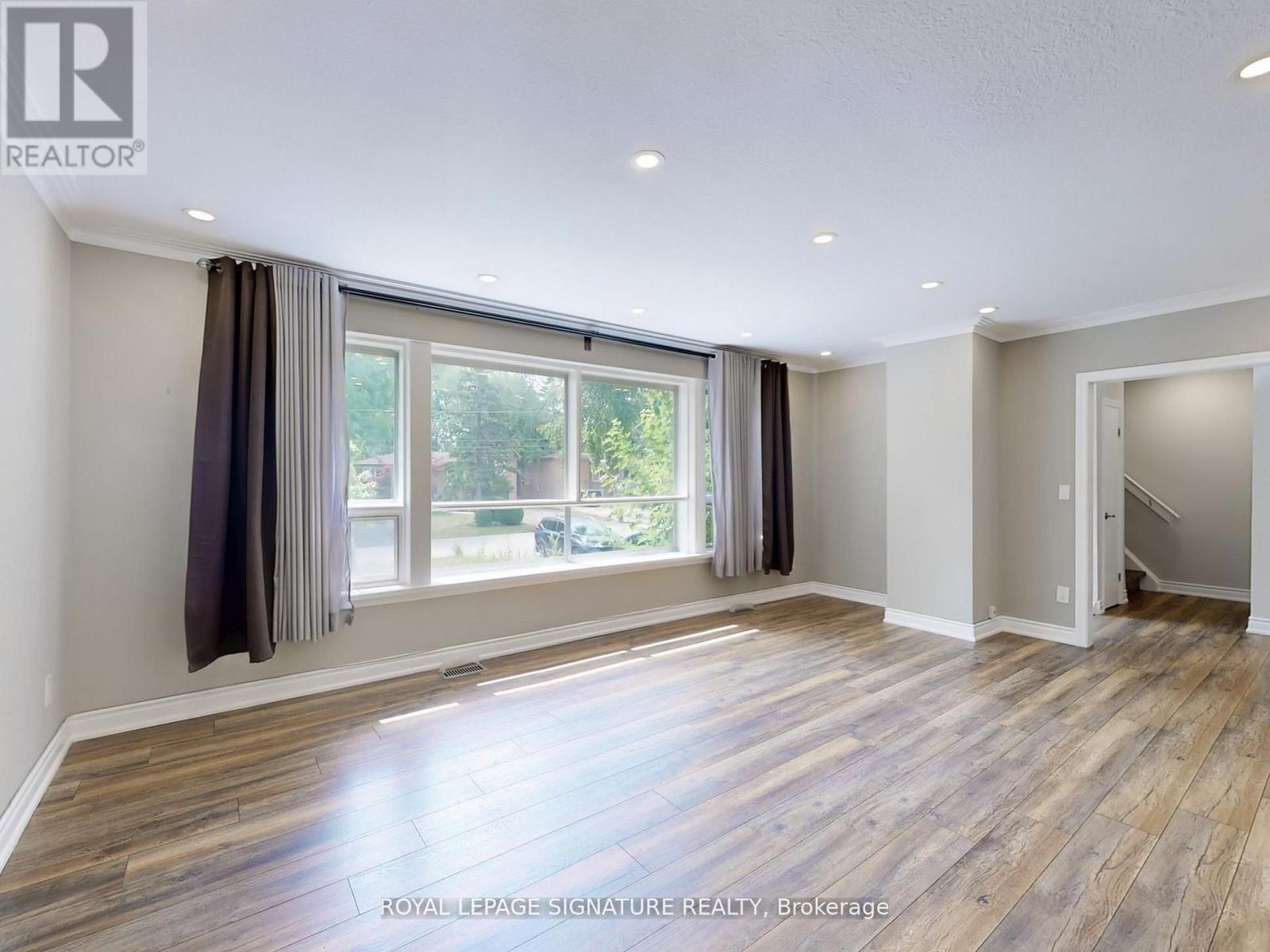 Photo 31 of 1821 Christopher Road, Mississauga ON