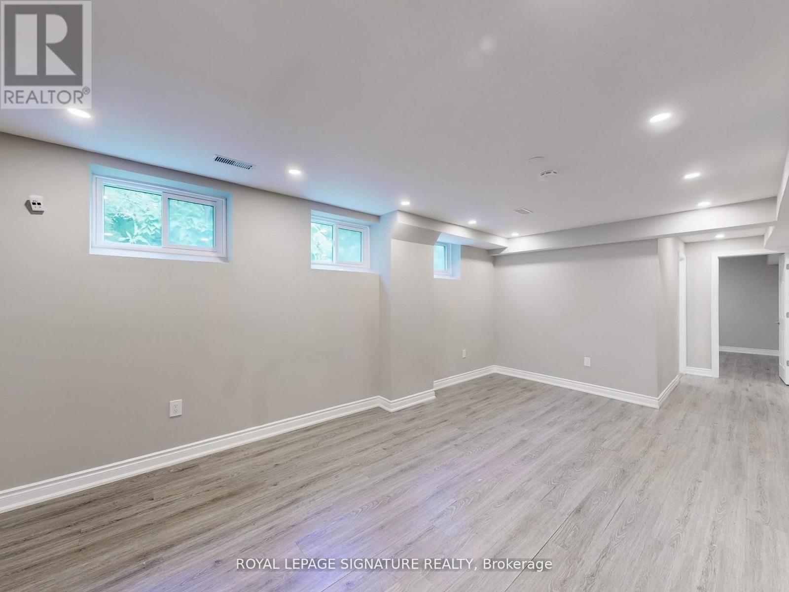 Photo 46 of 1821 Christopher Road, Mississauga ON